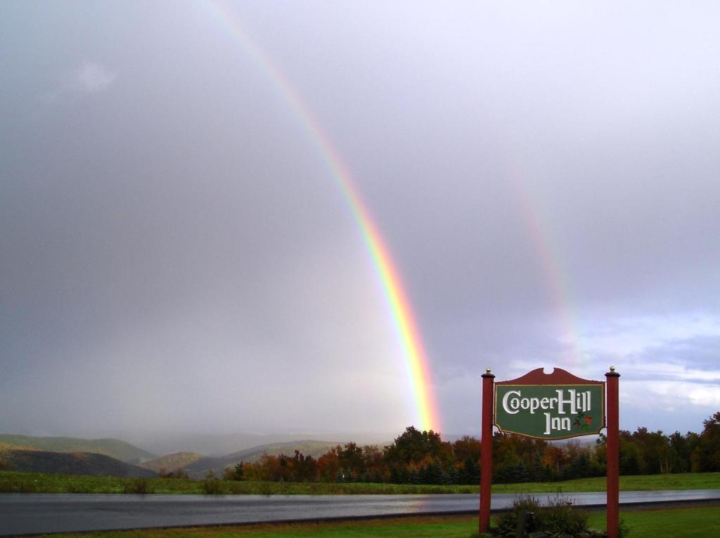 Cooper Hill Inn East Dover Exteriör bild